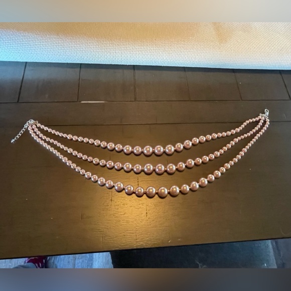 NWOT Imitation Pearl Three Row Collar Necklace - Picture 5 of 7